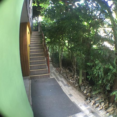 Guest House Pikapolonca Maribor Ngoại thất bức ảnh